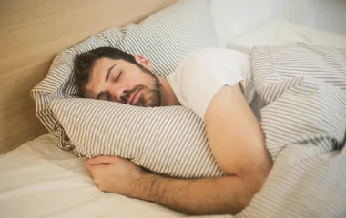 Бессонница: ключевое дыхание и засыпание за 5 минут