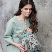 Фактурная сумка с цветочками