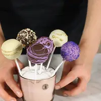 Кейкпопс с разными декорами