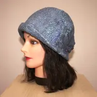 Шапка ”Гарабаши” с объемным декором, имитирующим каракулевую поверхность