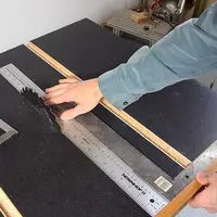 Распиловочный стол и приспособления для пропила соединений