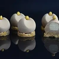 Тарталетка 100% фундук, Banoffee Pie и Тарт Insalata Caprese