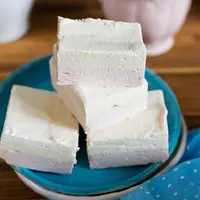 Рецепт двухслойного зефира "Клубника-маракуйя-кокос"