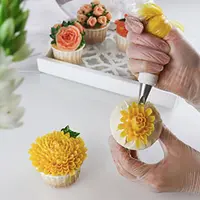 Создание кремовых цветов и Венок из кремовых цветов