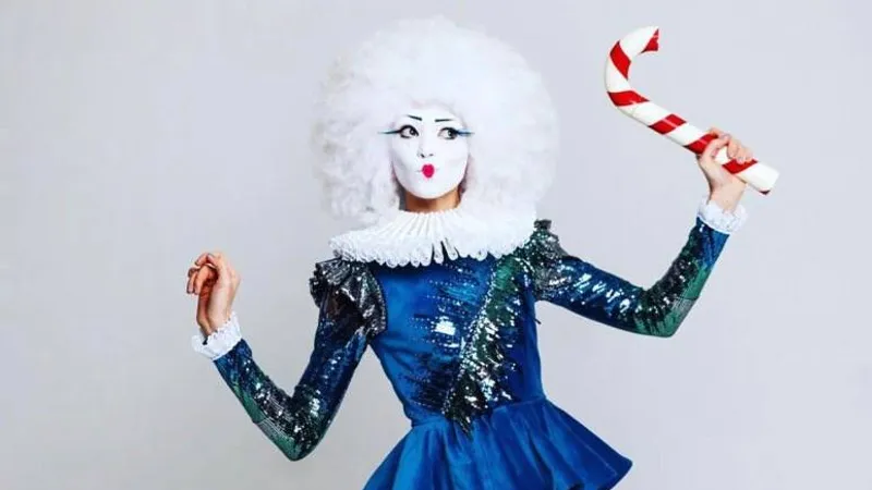 МК от самого востребованного артиста Москвы в жанре мыльные пузыри Christmas Bubble 2018
