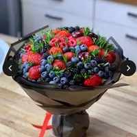 Ягодные букеты