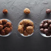 Трюфели, нуга, плитки: 8 рецептов