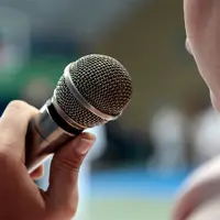 Говори красиво: Практический курс по сценической речи