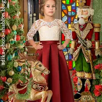 Детский новогодний фотошаблон в PSD "Новый год карусель"