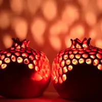 Лепим гранат-подсвечник