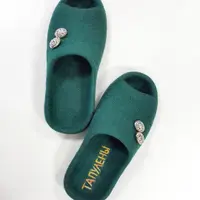 Тапочки с открытым носом