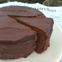 Сыроедческий торт «Захер»