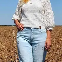 Джемпер "Белые листики"