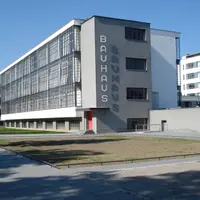 Баухаус: фундамент современного дизайна