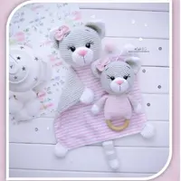 Кошечка-комфортер и погремушка