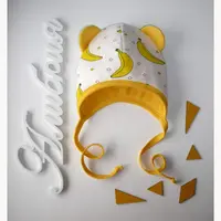 Шапочка на завязках с баффами из флиса