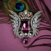 Брошь с кристаллами Swarovski “Крылья”