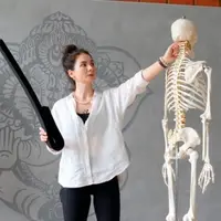 Йога критического выравнивания для женской красоты и здоровья