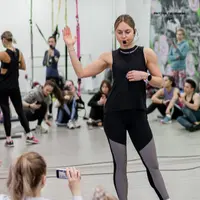 Абонемент на месяц к прямым эфирам Masha.fit. Май