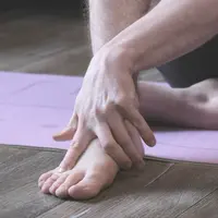 Самомассаж и упражнения для стоп и голеностопа. Устранение отеков, восстановление после травмы