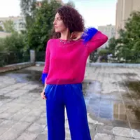 Джемпер с перьями