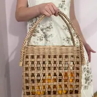 Ажурная сумка из бумажной лозы