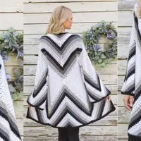 Длинный кардиган крючком Shadow Arrow