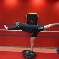 Чувство равновесия и устойчивость в поединке