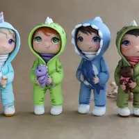 Фигурка малыша в костюме дракона