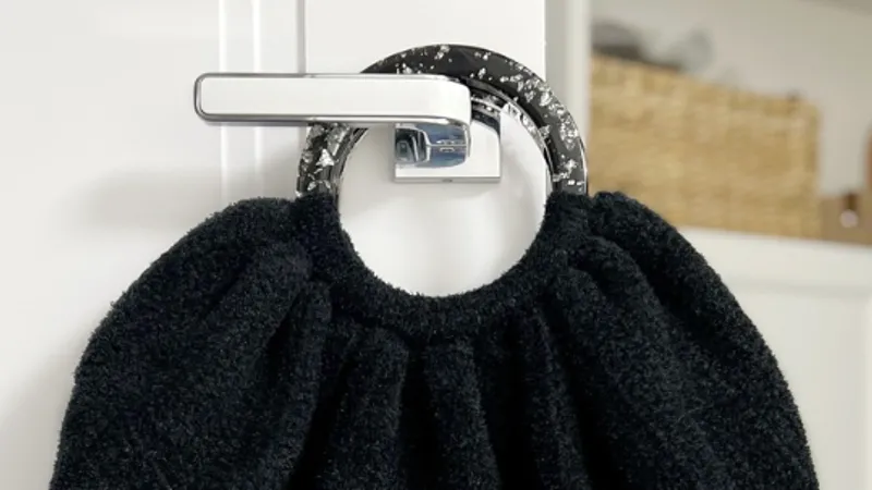 Сумка Pouch из бархатного шнура