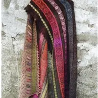 Палантин спицами Atlas