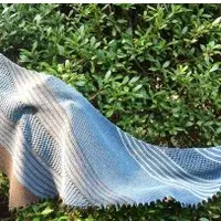 Полосатая шаль спицами Therapy