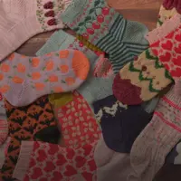 Вязаные цветные носки