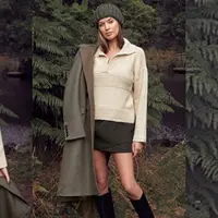 Свитер с воротником Classic