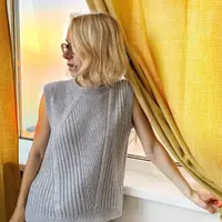 Вязаная безрукавка Диана