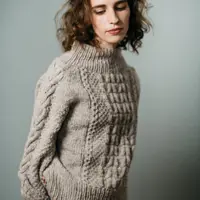 Пуловер с косами Snow Crocus