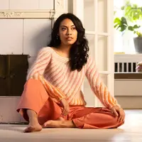 Пуловер с диагональным узором On my way