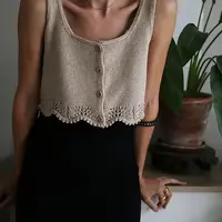 Стильный топ на пуговицах Darjeeling