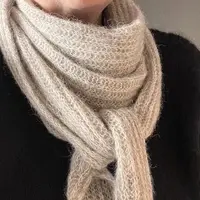 Стильная шаль патентной резинкой Smoothie