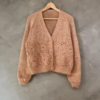 Модный кардиган из бабушкиного квадрата Evina