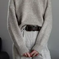 Оверсайз свитер с плечом погоном Lakes