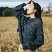 Пуловер с косами на круглой кокетке Snowy Forest