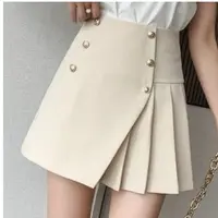 Юбка из кожи со складками