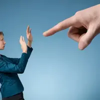 Учитель имеет право. Психологическое давление на учителя со стороны работодателя и родителей: как ему противостоять?