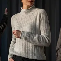 Свитер из кашемира спицами сверху Mere