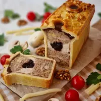 Французский мясной пирог Пате ан крут