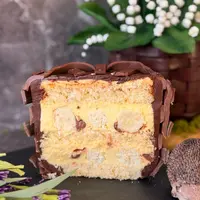 Корзина с ландышами