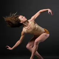 Искусство преображения: от стопы к лицу в танце красоты