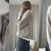 Свитер с высокой V горловиной спицами сверху High V Loop Sweater