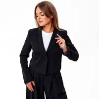 Укороченный женский жакет